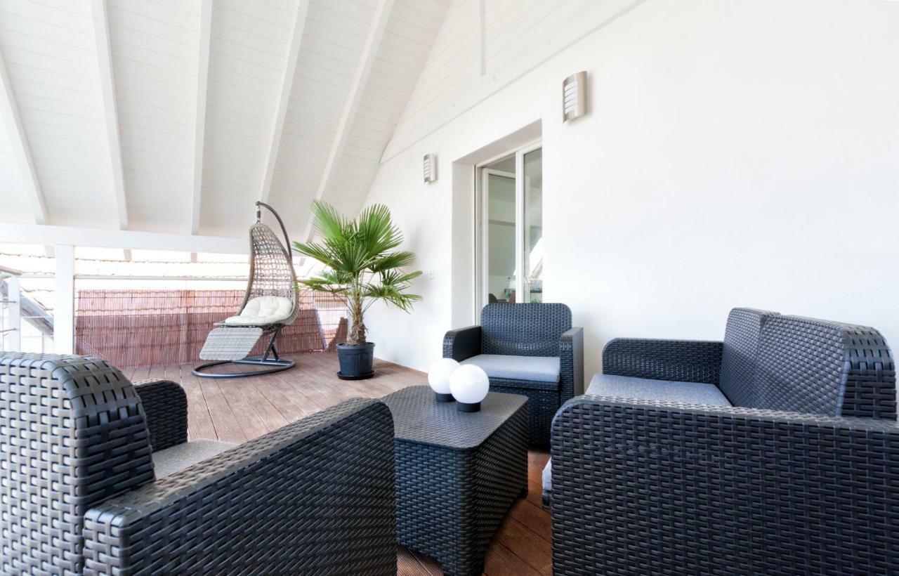 Appartement Donna Rhinau ภายนอก รูปภาพ